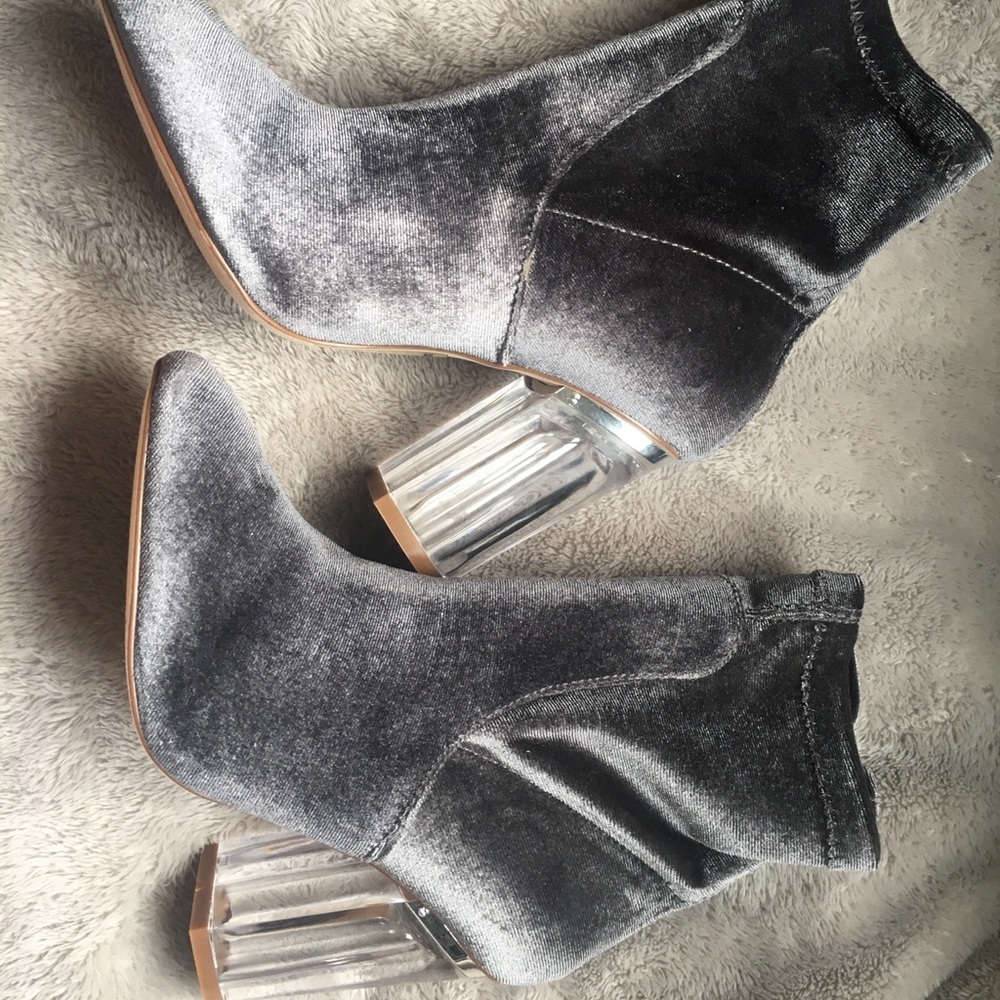 Silver / Clear-Heeled Ankle Boots